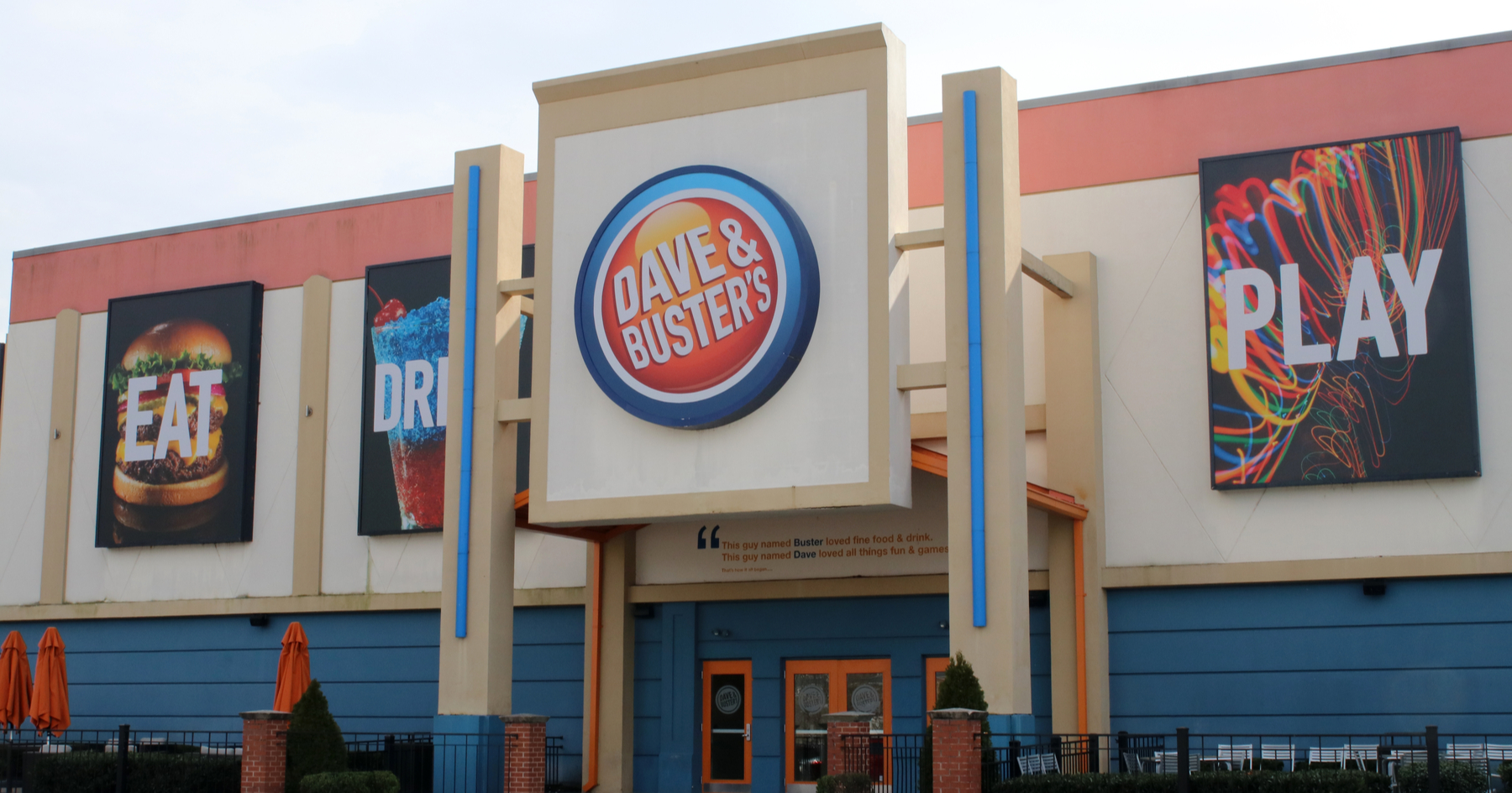 How To Save Money At Dave And Busters: 12 Tips