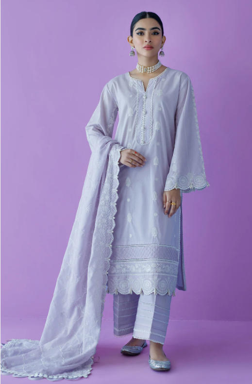 embroidered Pakistani dresses